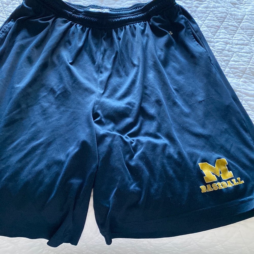 Men’s Shorts size XL